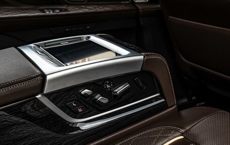 BMW 7 серия, 2020 год, 5 799 000 рублей, 34 фотография