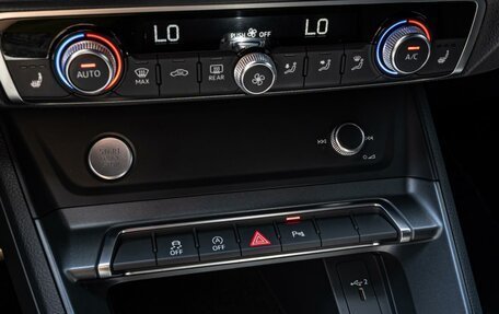 Audi Q3, 2019 год, 3 590 000 рублей, 14 фотография