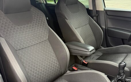 Skoda Rapid I, 2015 год, 949 000 рублей, 8 фотография