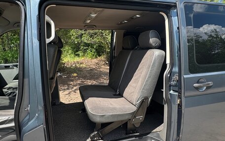 Volkswagen Caravelle T5, 2004 год, 1 500 000 рублей, 7 фотография