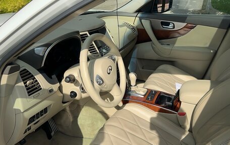 Infiniti QX70, 2016 год, 2 599 999 рублей, 17 фотография