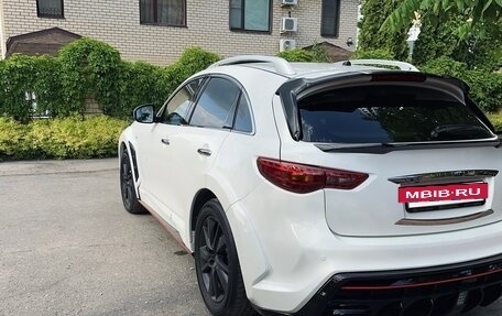Infiniti QX70, 2016 год, 2 599 999 рублей, 24 фотография