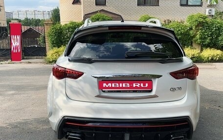 Infiniti QX70, 2016 год, 2 599 999 рублей, 29 фотография