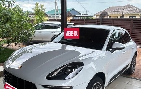 Porsche Macan I рестайлинг, 2016 год, 3 800 000 рублей, 2 фотография