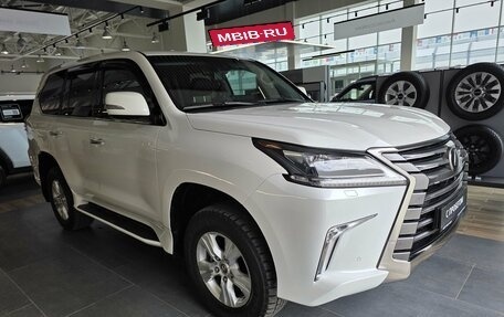 Lexus LX III, 2016 год, 9 399 000 рублей, 3 фотография