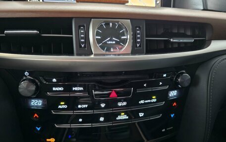 Lexus LX III, 2016 год, 9 399 000 рублей, 14 фотография