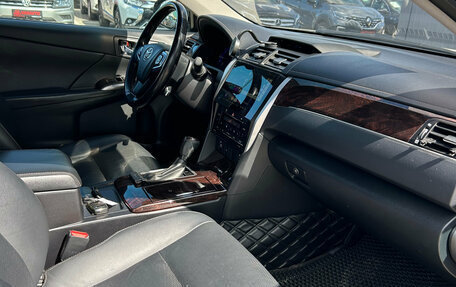 Toyota Camry, 2016 год, 1 950 000 рублей, 13 фотография