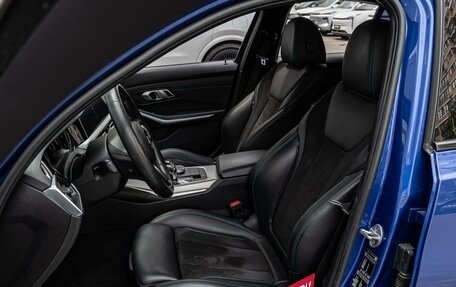 BMW 3 серия, 2019 год, 3 680 000 рублей, 10 фотография