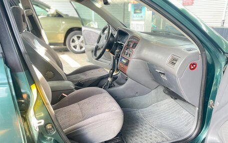 Toyota Avensis III рестайлинг, 1999 год, 245 000 рублей, 11 фотография