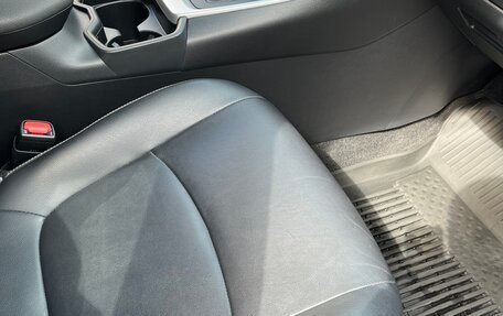 Toyota RAV4, 2022 год, 3 700 000 рублей, 9 фотография
