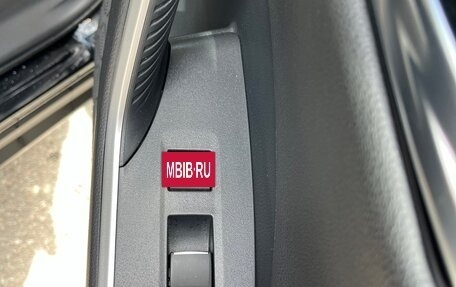 Toyota RAV4, 2022 год, 3 700 000 рублей, 10 фотография