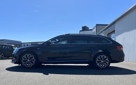 Skoda Superb III рестайлинг, 2023 год, 3 190 000 рублей, 4 фотография