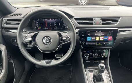 Skoda Superb III рестайлинг, 2023 год, 3 190 000 рублей, 10 фотография