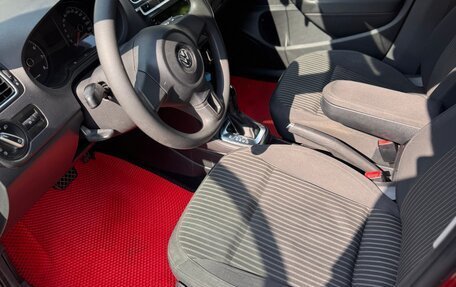 Volkswagen Polo VI (EU Market), 2011 год, 750 000 рублей, 10 фотография