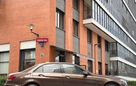 Mercedes-Benz E-Класс, 2014 год, 2 200 000 рублей, 15 фотография