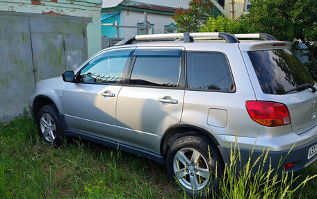 Mitsubishi Outlander III рестайлинг 3, 2003 год, 525 000 рублей, 8 фотография