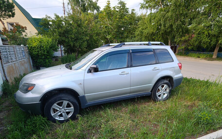 Mitsubishi Outlander III рестайлинг 3, 2003 год, 525 000 рублей, 10 фотография