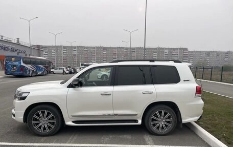 Toyota Land Cruiser 200, 2017 год, 5 530 000 рублей, 2 фотография