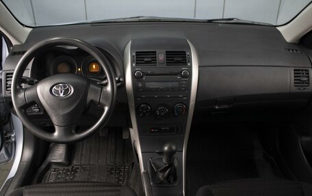 Toyota Corolla, 2006 год, 699 000 рублей, 5 фотография