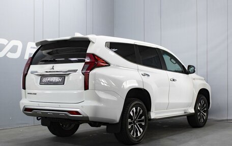 Mitsubishi Montero Sport, 2022 год, 4 770 000 рублей, 2 фотография