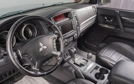Mitsubishi Pajero IV, 2011 год, 2 299 000 рублей, 8 фотография