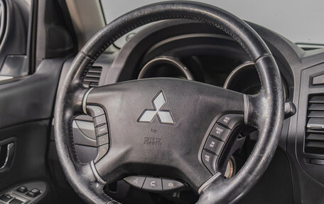 Mitsubishi Pajero IV, 2011 год, 2 299 000 рублей, 9 фотография