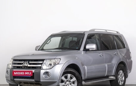 Mitsubishi Pajero IV, 2011 год, 2 299 000 рублей, 3 фотография