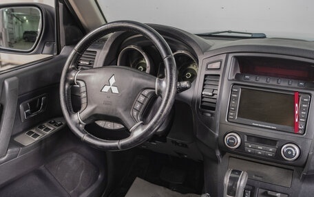 Mitsubishi Pajero IV, 2011 год, 2 299 000 рублей, 17 фотография