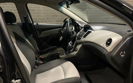 Chevrolet Cruze II, 2012 год, 740 000 рублей, 10 фотография