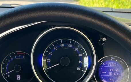 Honda Fit III, 2014 год, 950 000 рублей, 14 фотография