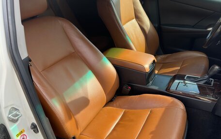 Toyota Camry, 2017 год, 1 900 000 рублей, 8 фотография
