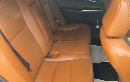 Toyota Camry, 2017 год, 1 900 000 рублей, 10 фотография