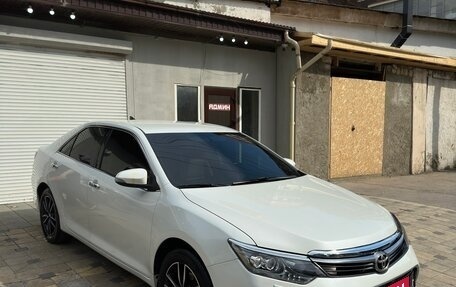 Toyota Camry, 2017 год, 1 900 000 рублей, 7 фотография
