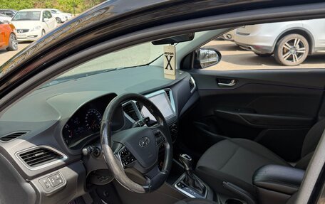 Hyundai Solaris II рестайлинг, 2017 год, 1 350 000 рублей, 8 фотография