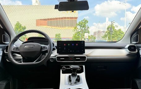 Geely Coolray I, 2025 год, 1 480 000 рублей, 16 фотография