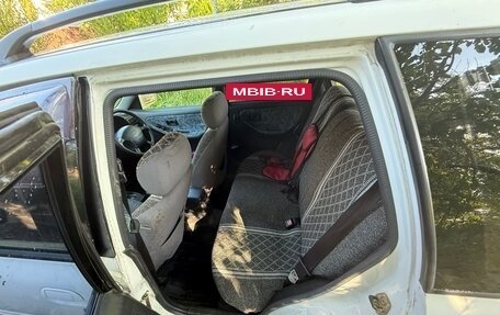 Nissan Wingroad I, 1998 год, 180 000 рублей, 8 фотография