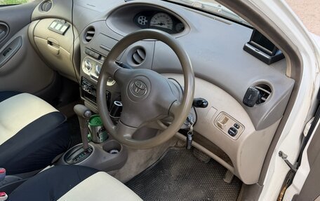 Toyota Platz, 2004 год, 350 000 рублей, 10 фотография