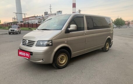 Volkswagen Caravelle T5, 2008 год, 1 350 000 рублей, 4 фотография