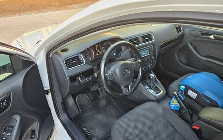 Volkswagen Jetta VI, 2013 год, 1 270 000 рублей, 6 фотография