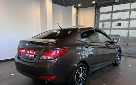 Hyundai Solaris II рестайлинг, 2015 год, 990 000 рублей, 3 фотография
