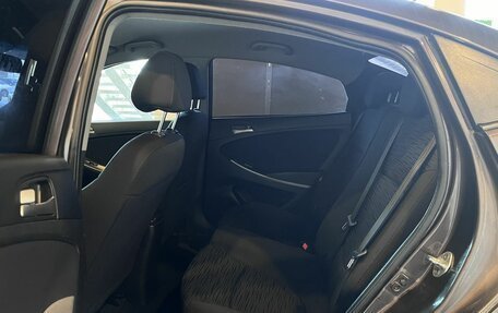 Hyundai Solaris II рестайлинг, 2015 год, 990 000 рублей, 23 фотография