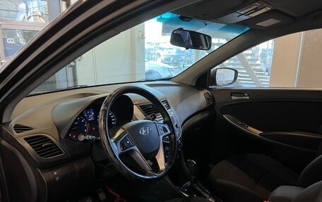 Hyundai Solaris II рестайлинг, 2015 год, 990 000 рублей, 22 фотография