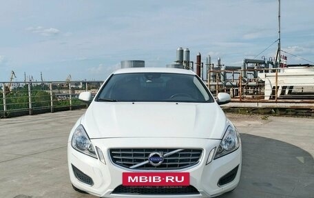 Volvo S60 III, 2013 год, 835 000 рублей, 2 фотография