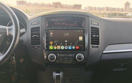 Mitsubishi Pajero IV, 2011 год, 1 499 000 рублей, 18 фотография
