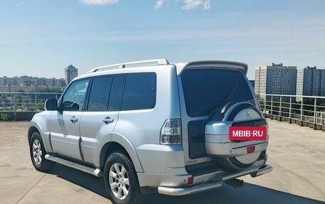 Mitsubishi Pajero IV, 2011 год, 1 499 000 рублей, 6 фотография
