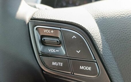 Hyundai Santa Fe III рестайлинг, 2016 год, 2 150 000 рублей, 23 фотография