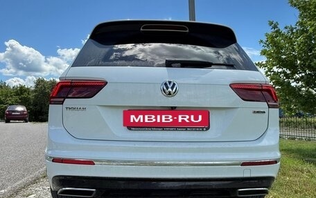 Volkswagen Tiguan II, 2019 год, 2 500 000 рублей, 4 фотография