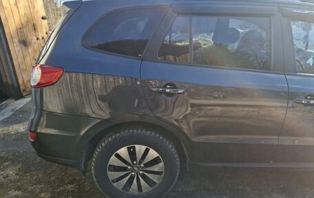 Hyundai Santa Fe III рестайлинг, 2011 год, 1 300 000 рублей, 2 фотография