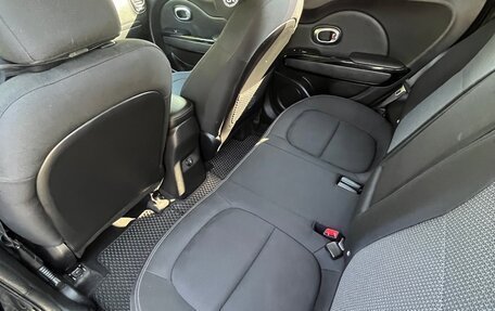 KIA Soul II рестайлинг, 2017 год, 1 450 000 рублей, 10 фотография