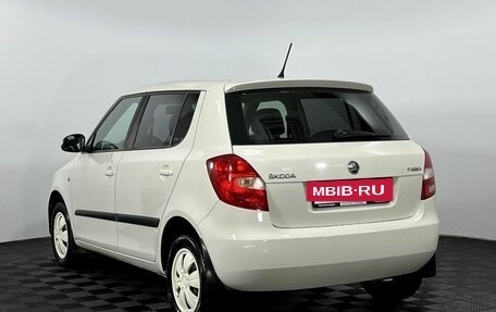Skoda Fabia II, 2013 год, 675 000 рублей, 8 фотография